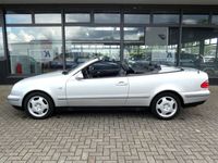 Gebraucht Mercedes CLK230 Elegance 193 PS (141 kW) 1999 Silber Cabrio