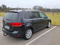 Gebraucht VW Touran Highline 150 PS (110 kW) 2016 Schwarz Van / Kleinbus
