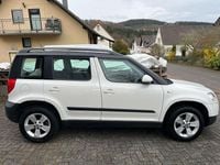 Gebraucht Skoda Yeti Active 105 PS (77 kW) 2013 Weiß SUV