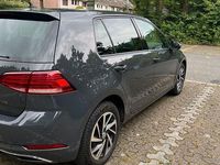 Gebraucht VW Golf VII Join 116 PS (85 kW) 2018 Grau Limousine