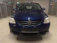 Gebraucht VW Fox 54 PS (39 kW) 2005 Blau Kleinwagen