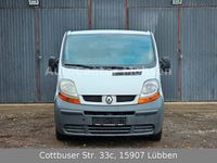 Gebraucht Renault Trafic 101 PS (74 kW) 2006 Weiß Van / Kleinbus