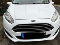 gebraucht Ford Fiesta 1.5 TDCi SYNC Edition