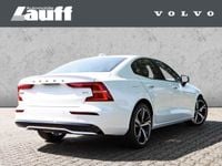Gebraucht Volvo S60 Plus 197 PS (144 kW) 2024 Weiss Limousine