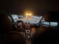 Gebraucht Audi A3 Attraction 140 PS (102 kW) 2005 Silber Kleinwagen