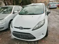 Używany Ford Fiesta 60 KM (44 kW) 2012 Biały Hatchback