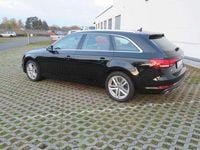 Gebraucht Audi A4 Design 150 PS (110 kW) 2019 Mythosschwarz metallic Kombi