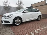 Gebraucht Renault Mégane IV Play 132 PS (97 kW) 2017 Weiß Limousine