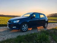 Gebraucht Skoda Fabia Ambition 90 PS (66 kW) 2017 Blau Limousine