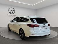 Gebraucht Ford Focus Titanium 120 PS (88 kW) 2022 Weiß Kombi