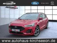 Używany Ford Focus ST-Line 155 KM (114 kW) 2023 Czerwony Kombi