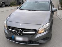 Gebraucht Mercedes A200 156 PS (114 kW) 2013 Grau Limousine