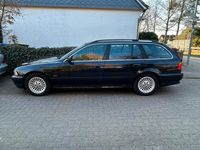 Gebraucht BMW 520 136 PS (100 kW) 2002 Schwarz Kombi