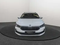 Gebraucht Skoda Superb Selection 204 PS (150 kW) 2025 Weiss Kombi