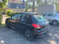 Gebraucht Peugeot 206+ Style 60 PS (44 kW) 2011 Schwarz Kleinwagen