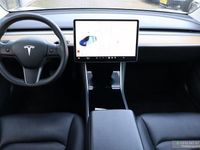 Gebraucht Tesla Model 3 Standard Range 175 kW (238 PS) 2020 Blau Limousine