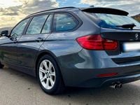 Gebraucht BMW 330 258 PS (189 kW) 2014 Grau Kombi