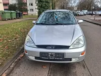 Brugt Ford Focus 101 HK (74 kW) 2000 Sølv Sedan