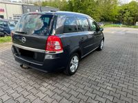 gebraucht Opel Zafira 1.7 CDTI Navi 7 Sitzer Tempomat SitzH AHK Tüv 03/26