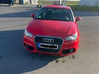 Gebraucht Audi A1 Attraction 105 PS (77 kW) 2011 Rot Kleinwagen