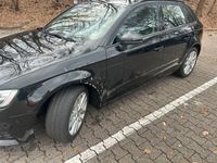 gebraucht Audi A3 Sportback 1.6 TDI S tronic sport sport