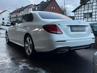 Gebraucht Mercedes E300 245 PS (180 kW) 2019 Weiß Limousine