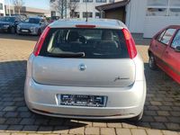 Gebraucht Fiat Punto Dynamic 77 PS (56 kW) 2007 Silber Limousine