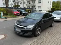 Gebraucht Opel Astra GTC 90 PS (66 kW) 2009 Schwarz Coupé