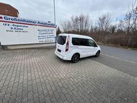 Gebraucht Ford Tourneo Connect 120 PS (88 kW) 2015 Weiß Van / Kleinbus