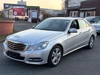 Gebraucht Mercedes E250 204 PS (150 kW) 2011 Silber Limousine