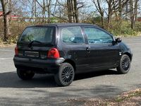 gebraucht Renault Twingo No Clio. Servo 5 Gang TÜV 03.02025