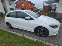 Gebraucht Mercedes B200 163 PS (119 kW) 2023 Weiß Van / Kleinbus