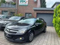 Gebraucht Opel Astra GTC Sport 105 PS (77 kW) 2005 Saphirschwarz mi2 Coupé