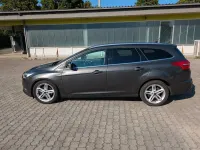 Gebraucht Ford Focus Titanium 182 PS (133 kW) 2017 Grau Limousine
