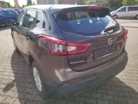 Gebraucht Nissan Qashqai 116 PS (85 kW) 2018 Braun SUV