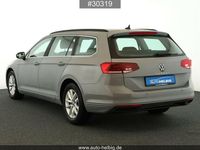 Gebraucht VW Passat Business 150 PS (110 kW) 2023 Mondsteingrau Kombi