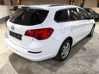 Gebraucht Opel Astra 140 PS (102 kW) 2012 Weiß Kombi