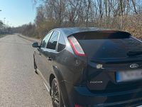 Gebraucht Ford Focus 116 PS (85 kW) 2009 Schwarz Limousine
