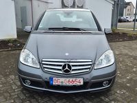Gebraucht Mercedes A150 95 PS (69 kW) 2010 Grau Kleinwagen