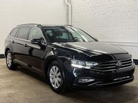 Gebraucht VW Passat 150 PS (110 kW) 2022 Schwarz Kombi