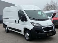 Gebraucht Peugeot Boxer 131 PS (96 kW) 2018 Weiß Van