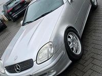 Gebraucht Mercedes SLK200 163 PS (119 kW) 2003 Silber Cabrio