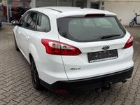 Gebraucht Ford Focus 116 PS (85 kW) 2014 Weiß Kombi
