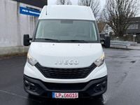 Gebraucht Iveco Daily 155 PS (114 kW) 2019 Weiß Van / Kleinbus