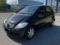 Gebraucht Mercedes A160 100 PS (73 kW) 2011 Schwarz Limousine