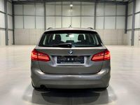 Gebraucht BMW 218 Basis 150 PS (110 kW) 2015 Silber Kombi