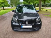 Gebraucht Smart ForFour Electric Drive 60 kW (82 PS) 2018 Schwarz Kleinwagen