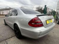 Gebraucht Mercedes E220 150 PS (110 kW) 2003 Brillantsilber  metalliclack Limousine