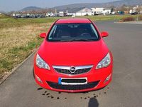 Gebraucht Opel Astra Eco 101 PS (74 kW) 2011 Rot Limousine