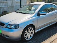 Gebraucht Opel Astra 147 PS (108 kW) 2001 Silber Coupé